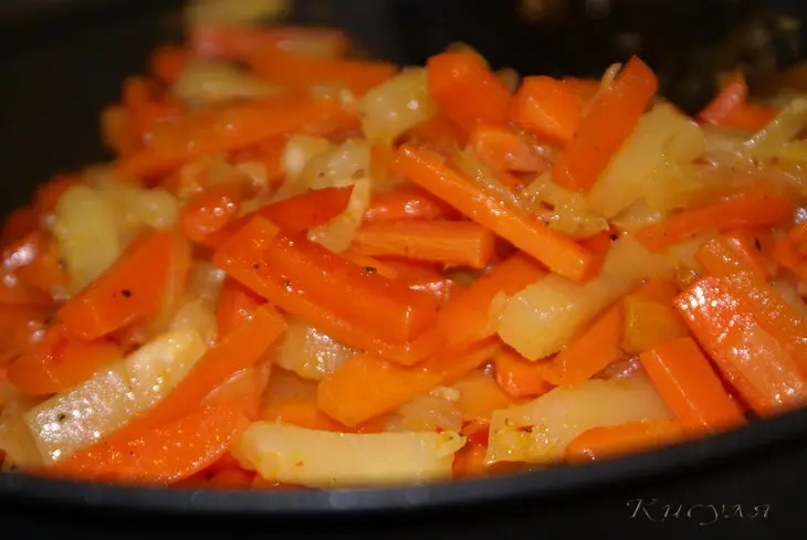Пикантная закуска из моркови с ананасами: шаг 5