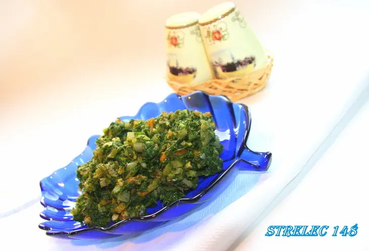 Закуска из шпината с грецкими орехами.: шаг 3