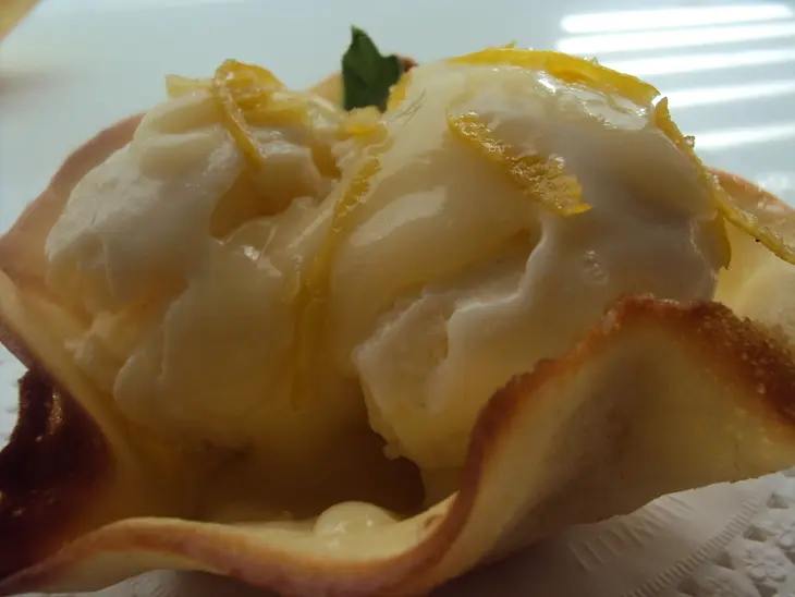 Мороженое с лимонным курдом в хрустящих стаканчиках: шаг 9
