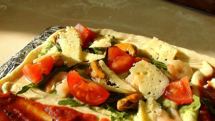 Пицца «четыре вкуса» pizza quattro gusti.: шаг 11