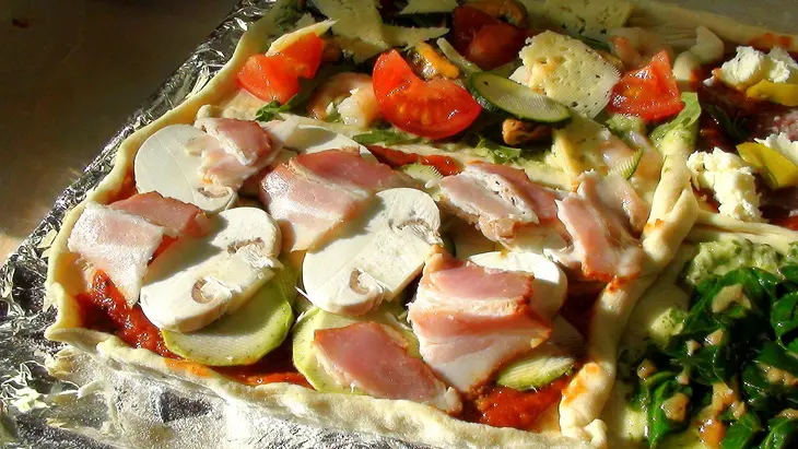 Пицца «четыре вкуса» pizza quattro gusti.: шаг 12