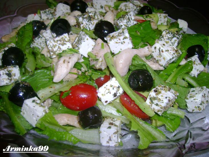Греческий островной салат с курицей и авокадо: шаг 5