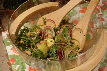 Салат из авокадо и фасоли: шаг 2