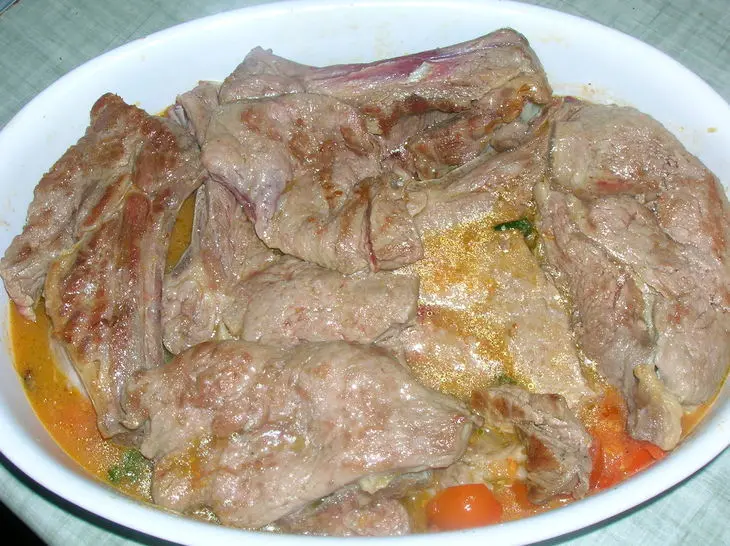 Телятина с помидорами черри: шаг 7