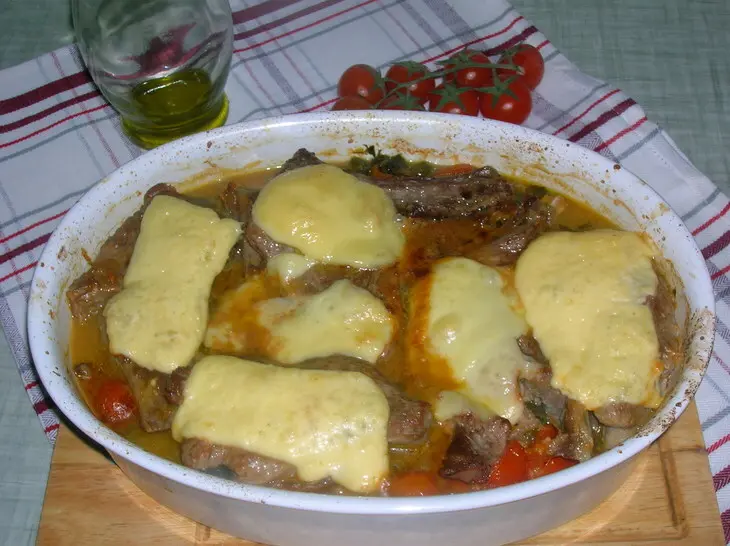 Телятина с помидорами черри: шаг 8