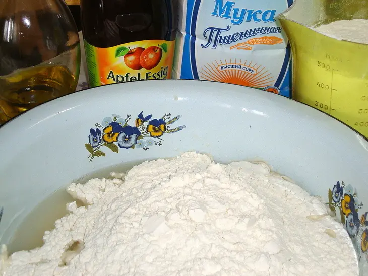Постный штрудель из теста  фило  с  грибами и капустой: шаг 1