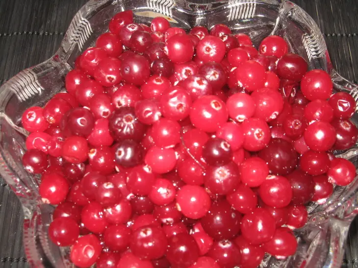 Профитроли с клюквенным  курдом: шаг 1