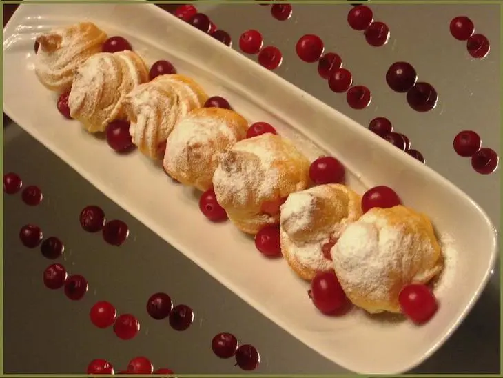 Профитроли с клюквенным  курдом: шаг 6
