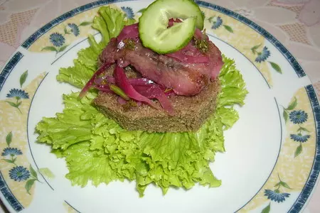 Закуска из солёной жареной селёдки: шаг 7