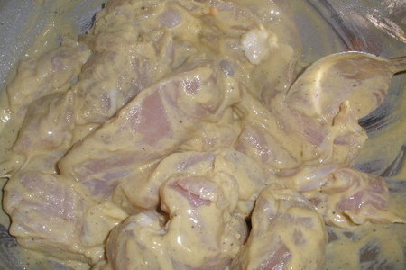 Кусочки курицы в горчичном соусе и хрустящей панировке из пармезана: шаг 1