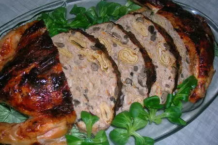 Многочисленная на сайте, но первая для меня - фаршированная курица без костей с начинкой.: шаг 14