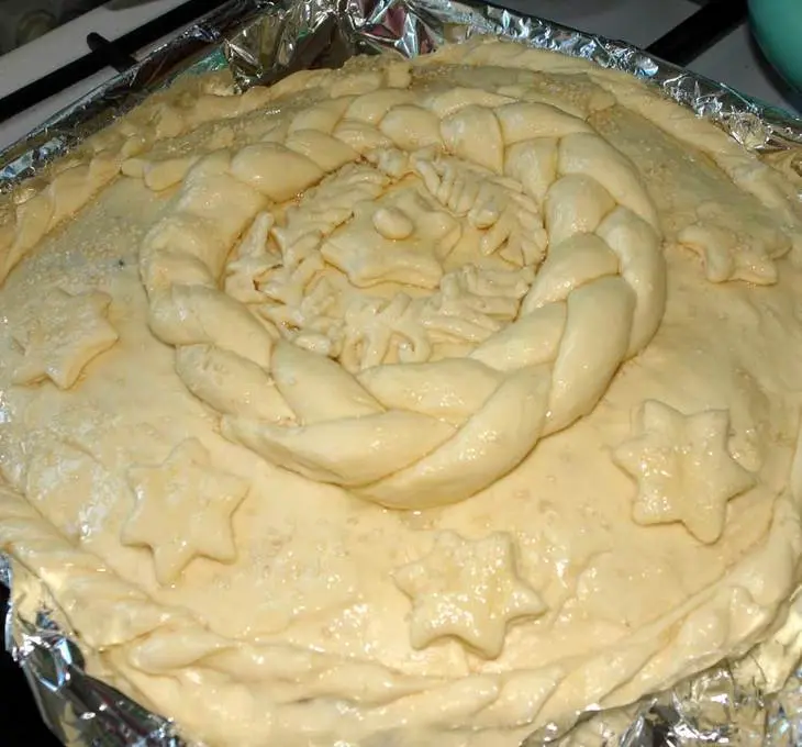 Пирог с курицей и грибами по-уральски: шаг 11