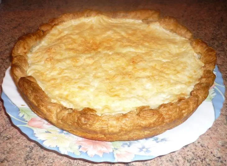 Слоёный пирог с курицей и сыром: шаг 3