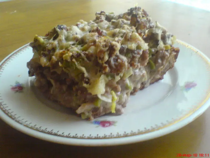 Мясной пирог с луком-пореем: шаг 9