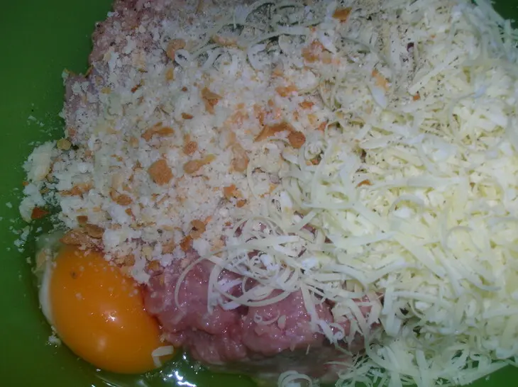 Сарту ( рисовый "пирог" со сборной мясной начинкой): шаг 6