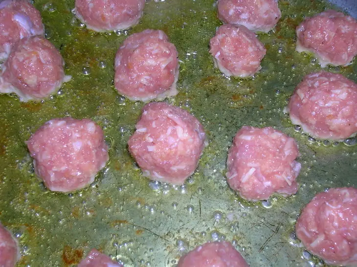Сарту ( рисовый "пирог" со сборной мясной начинкой): шаг 7