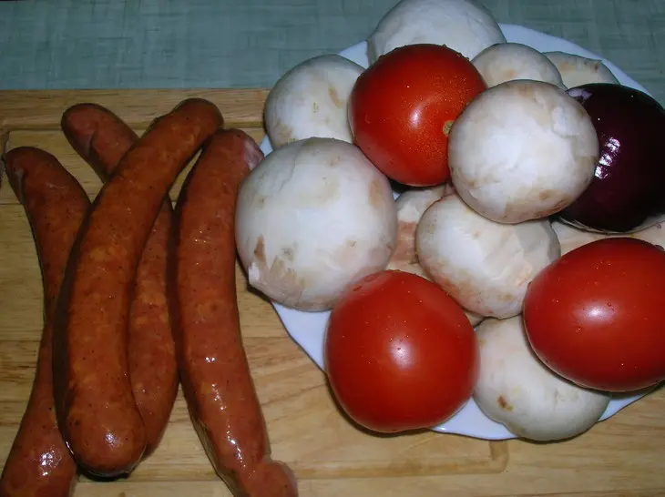 Теплый салат с баклажанами, макаронами и грибами (вкусный, полноценный ужин): шаг 3