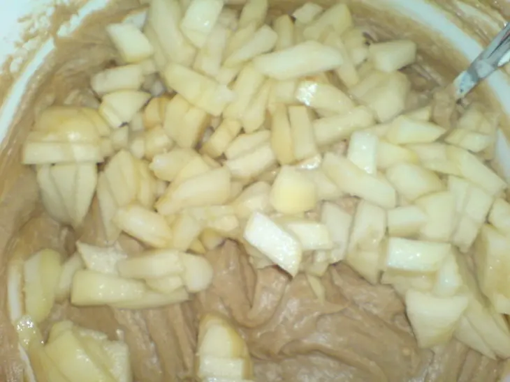 Маффины из коричного теста с грушами под коричной крошкой: шаг 3