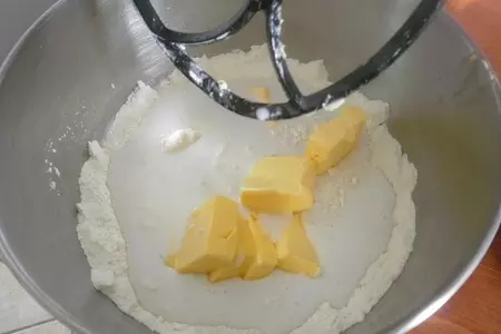 Торт-сердце 3д, кокосовый маслянный бисквит: шаг 4