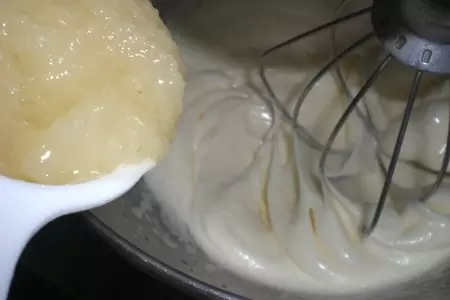 Воздушные маффины с шоколадом и орехами и мацовой мукой: шаг 5