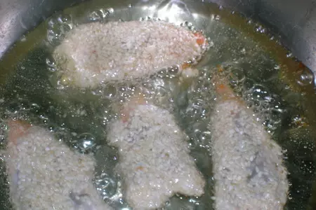 Креветки "баттерфляй" или креветки с кунжутом и маком: шаг 4