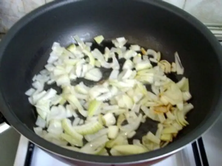Баклажаны с грибами в ореховом соусе: шаг 3