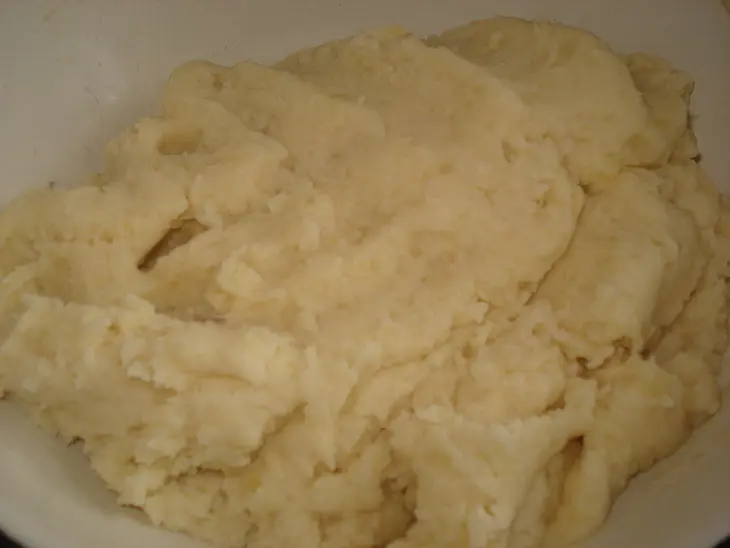 Картофельники с черносливом (посные, но очень вкусные): шаг 4