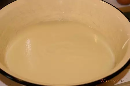 Сдобный картофельно-апельсиновый рулет: шаг 1