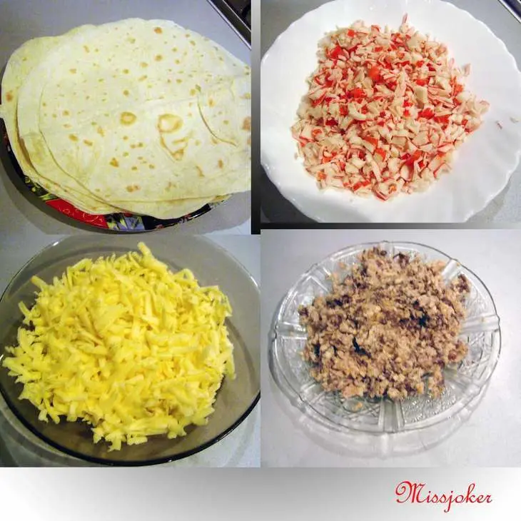 Салат с пикантным соусом и лавашом: шаг 8