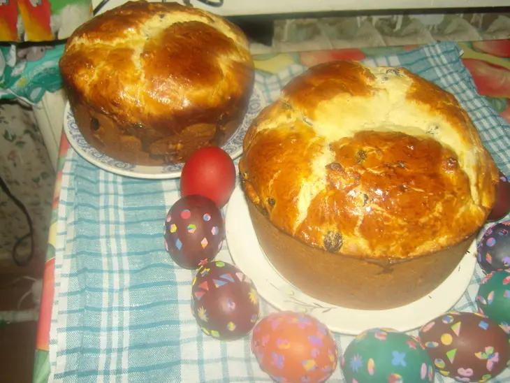 Кулич  с орехами и курагой: шаг 5