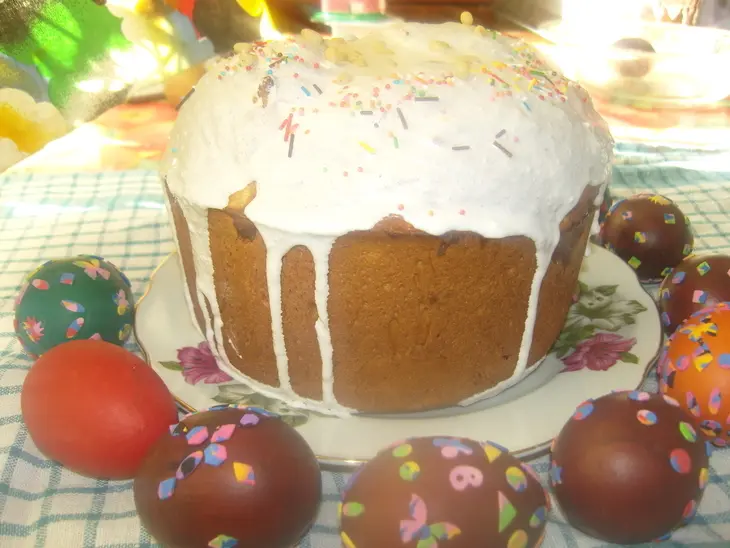 Кулич  с орехами и курагой: шаг 7