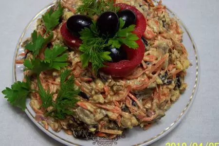 Салат из моркови с черносливом: шаг 1