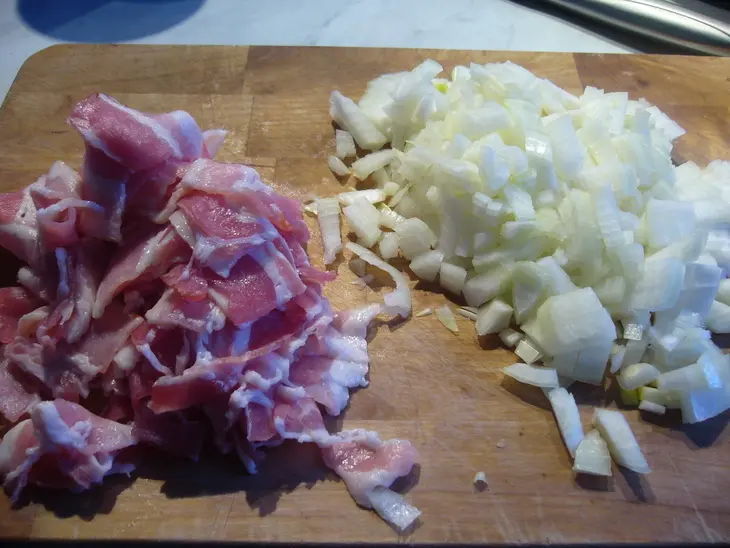 Фасоль, запеченная с яйцами: шаг 2