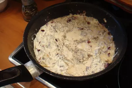 Мясной рулетик с грибным соусом: шаг 6