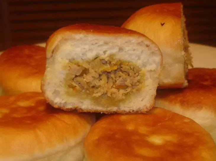 Пирожки с мясом жареные: шаг 2