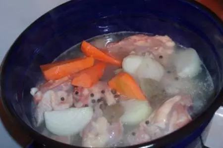 Холодец из курицы(для начинающих кулинаров): шаг 5