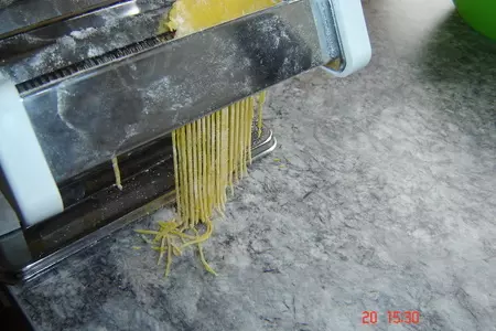 Суп «лапша домашняя»(жёлтая): шаг 6