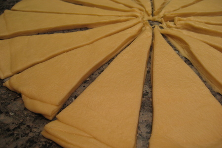 Слоеные булочки с сыром: шаг 6