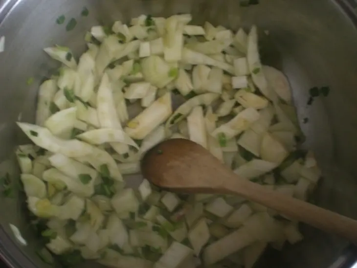 Куринные грудки во вкусном соусе: шаг 5