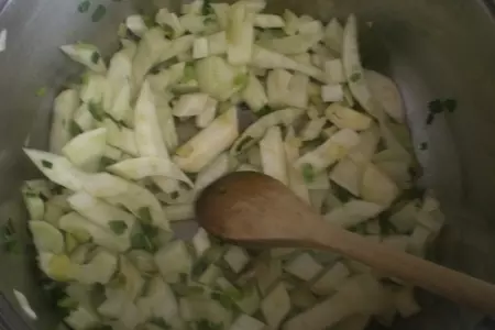 Куринные грудки во вкусном соусе: шаг 5