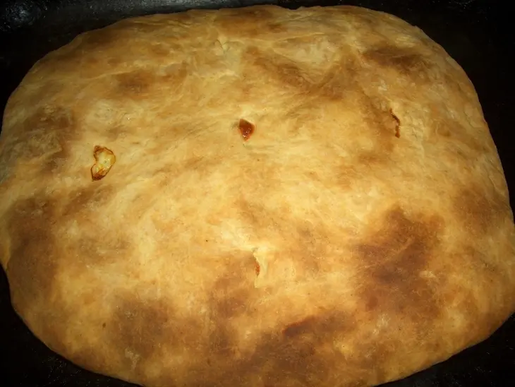 Пирог со шпротами, зеленым луком и сыром: шаг 9
