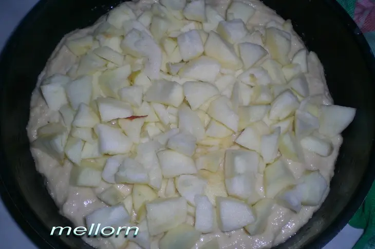 Сочный яблочный пирог (на манной каше): шаг 7