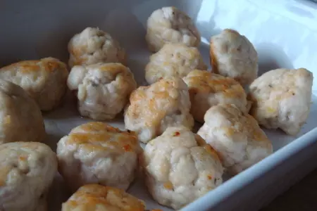 Паприкаш с куриными фрикадельками и булочками: шаг 2