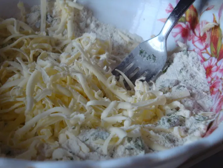 Паприкаш с куриными фрикадельками и булочками: шаг 4