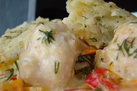 Паприкаш с куриными фрикадельками и булочками: шаг 8