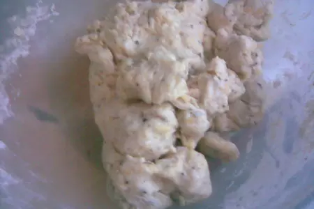 Сырные лепешки с яичным глазком и прованскими травами: шаг 2