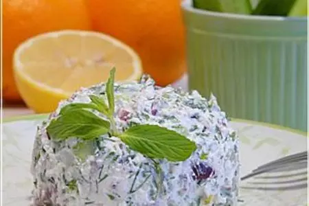 Египетский салат с сыром фета, мятой и укропом.: шаг 8