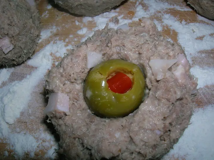 Завтрак мясоеда ( или мясные шарики с сюрпризом): шаг 5