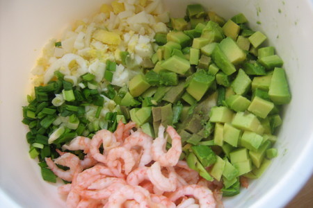 Креветочно-авокадный салат под соусом "айоли": шаг 5