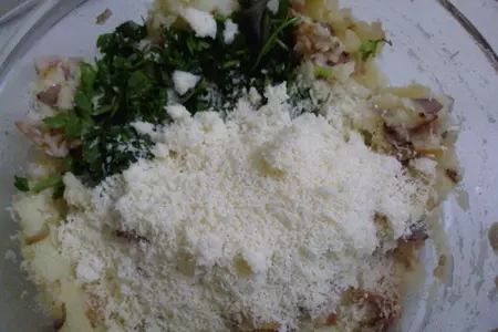 Картофельные крокеты с беконом и сыром.: шаг 3